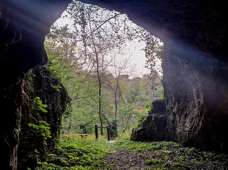 Pogled izpred Ajdovske jame